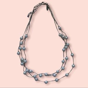 3 layered pearl necklace